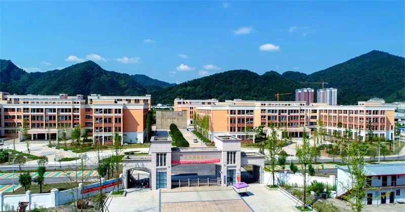 玉屏民族中学的搜索结果_百度图片搜索